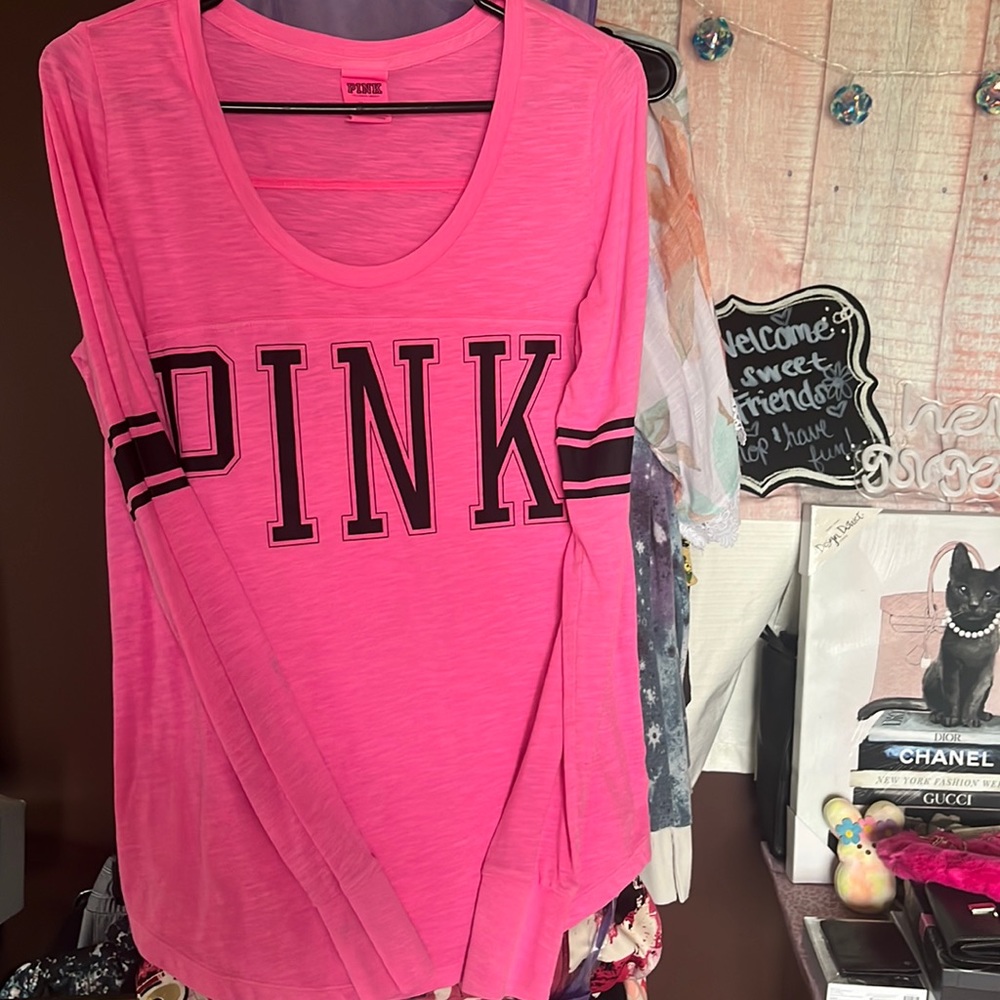 Victoria’s Secret PINK long sleeve shirt size M PTP 19